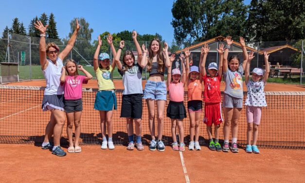 Tennistalente haben viel Spass bei der FC Traunreut Vereinsmeisterschaft